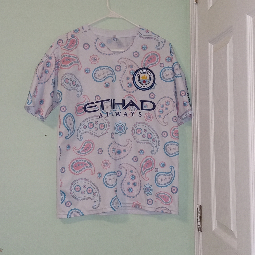 Pepin White Shirt with Pink and Blue Accents